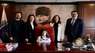 Atatürkün çocukları 23 Nisanı gururla kutladı