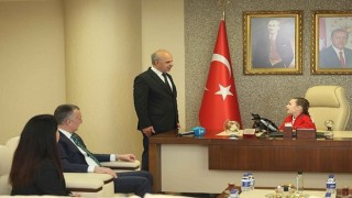 Başkan Büyükakın geleneği bozmadı: Çocuk Bayramında Başkan Damla oldu