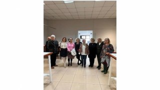 “Bir” Dakikalık Sanat Duruşu Nisan Geçidi Çağdaş Sanat Sergisi Ayvalıkta