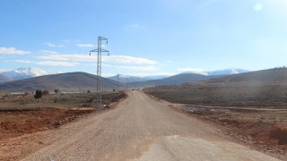 Büyükşehirden Korkuteli grup yollarında çalışma