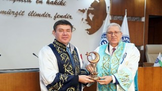 Ege Üniversitesi, Özbekistan Yükseköğretim Kurulu Başkanı Prof. Dr. Odil Abdurakhmanova Fahri Doktora unvanı verdi