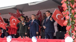 19 Mayıs coşkusu İzmir i sardı