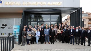 AK Parti Genel Başkan Yardımcısı Yayman, Depremdeki Dayanışma İçin Başkan Altaya ve Tüm Konyalılara Teşekkür Etti