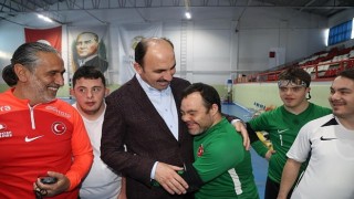 Başkan Altay: “Engelleri Birlikte Aşıyoruz”