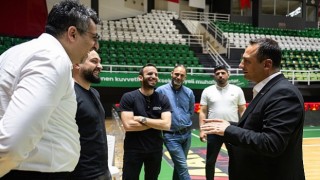 Başkan Eşkiden Göztepeye moral ziyareti