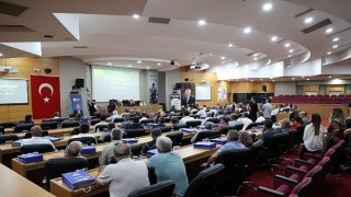 Başkan Muhittin Böcek çiftçilerle bir araya geldi