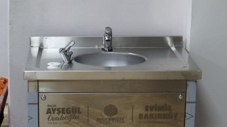 Başkan Ovalıoğlu, devlet okullarına su arıtma cihazı desteğine devam ediyor