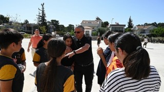 Başkan Topaloğlu kermese katıldı