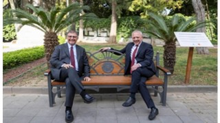 Başkan Tugayın diplomasi trafiği