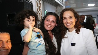 Başkan Ünsal, dönüşüm bekleyen Cumhuriyet Mahallesinde halkla buluştu: “Yalnız değilsiniz!”