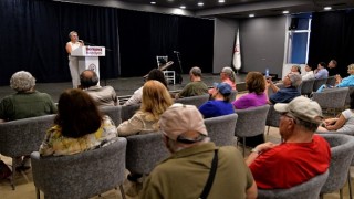 Bornovada şiirle mevsimlere dokunuş