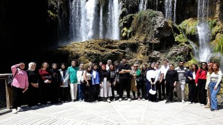 Gençlik Meclisi, Üniversite Öğrencileri İçin Çeşitli Etkinlikler Düzenlemeye Devam Ediyor