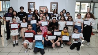 Karikatür Atölyesi katılımcılarından yıl sonu sergisi