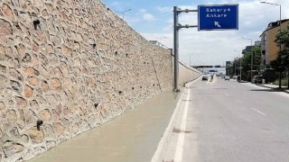 Kartepe İstasyon Mahallesinde yaya kaldırımı tamam