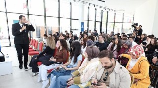 Prof. Dr. Samur, gençlerle yapay zekâyı konuştu