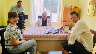 Sadi Celil Cengiz, Pelin Orhuner Serhat Özcan ve Wilma Elles gibi isimlerin Başrolünde Yer Aldığı Aşk Şarkısı 3 Filmi Marmariste Çekiliyor