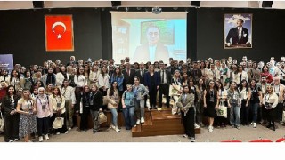 Uzmanından Sosyal Medya Uyarısı: Normal Duygu Döngüsünü Bozuyor