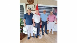 Zonguldak Kız İlköğretmen Okulu mezunlarından Başkan Topaloğluna ziyaret