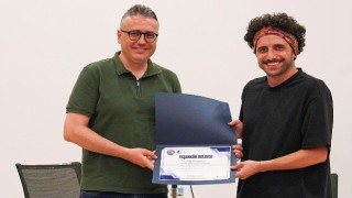 Dijital spor medyasının fenomenleri Egeli iletişimcilerle buluştu