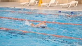 İnegölde Yüzme Eğitimlerine Yoğun İlgi