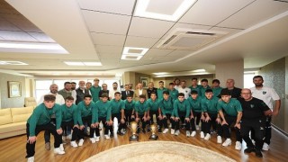 Kocaelisporun şampiyon gençleri Büyükakına geldi