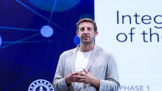 Zack Kass TETZ 2025te konuştu: “Yapay zekâda insan zihnine eşdeğer bir noktaya her geçen gün daha fazla yaklaşıyoruz”