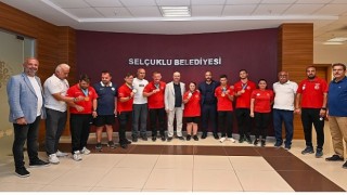 Başkan Pekyatırmacı Avrupa Şampiyonu Özel Millî Sporcuları Ağırladı
