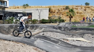 Bornovada pedallar geleceğe dönecek