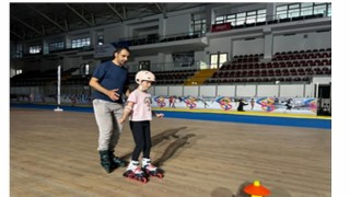 Büyükşehirin tekerlekli paten kursunda kayıt zamanı
