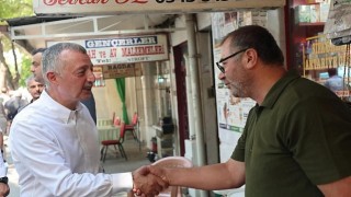 Esnafımızla her zaman omuz omuzayız