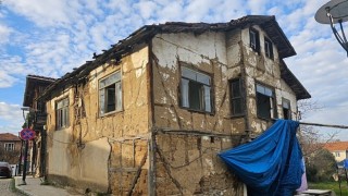 Gölcükte Korunması Gereken Kültür Varlığı Binanın Restorasyonu Devam Ediyor