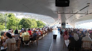 İBB Darülaceze Sakinlerinden Boğazda Tarihi Yolculuk