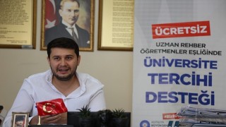 Antalya Büyükşehir Belediyesi üniversite adaylarının yanında