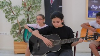 Başkan Çerçioğlundan Geleceğin Müzisyenlerine Destek: Aydınlı Çocuklar Yaz Tatilini Müzikle Geçiriyor