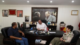 Başkan Çiçek, Muhtarlar Derneğini Ağırladı