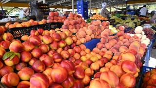 Başkan Topaloğlundan pazar esnafına yeni yerinde ziyaret