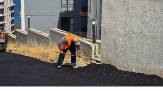 Hisar Mahallesinde Asfalt Çalışması