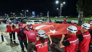 Konakta sessiz yürüyüş