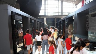 Osmangazide çocuklara tarih ve edebiyatı sevdiren buluşma