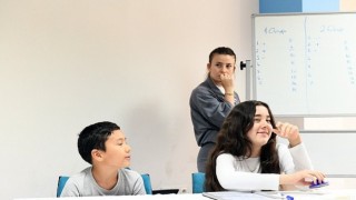 Osmangazide kitap dostları yarıştı