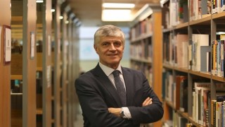 Prof. Dr. Tayfun Uzbay: “Zayıflama amacıyla, ister gıda takviyesi ister başka bir ilaç olsun, ezbere ilaç kullanılmaz!”