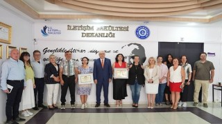 Rektör Prof. Dr. Budak, İletişim Fakültesinin akreditasyon sevincine ortak oldu