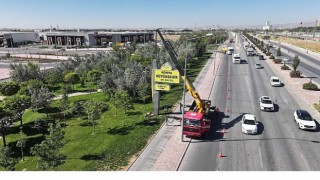 Şehir Estetiği ve Trafik Güvenliği İçin Totem ve Tabelalar Kaldırılıyor