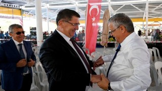 Tekirova kapalı pazar yeri açıldı