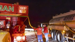 Yenişehir Belediyesi Silifkede yangın söndürme çalışmalarına destek verdi