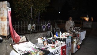 Bu sokakta eğlence ve alışveriş bir arada