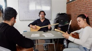 Genç İzmirin ücretsiz müzik kursları için başvurular sürüyor