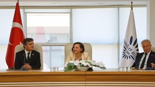 TEMADdan Başkan Helil Kınaya Onursal Üyelik Beratı