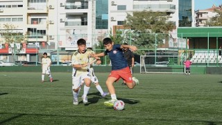 Atatürkün çocukları Cumhuriyet Kupası için sahaya çıktı
