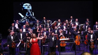 Efsane Soprano Leyla Gencer Bakırköy de Anıldı